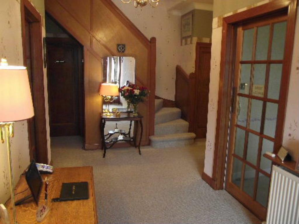 لارغس Whin Park Guest House المظهر الخارجي الصورة