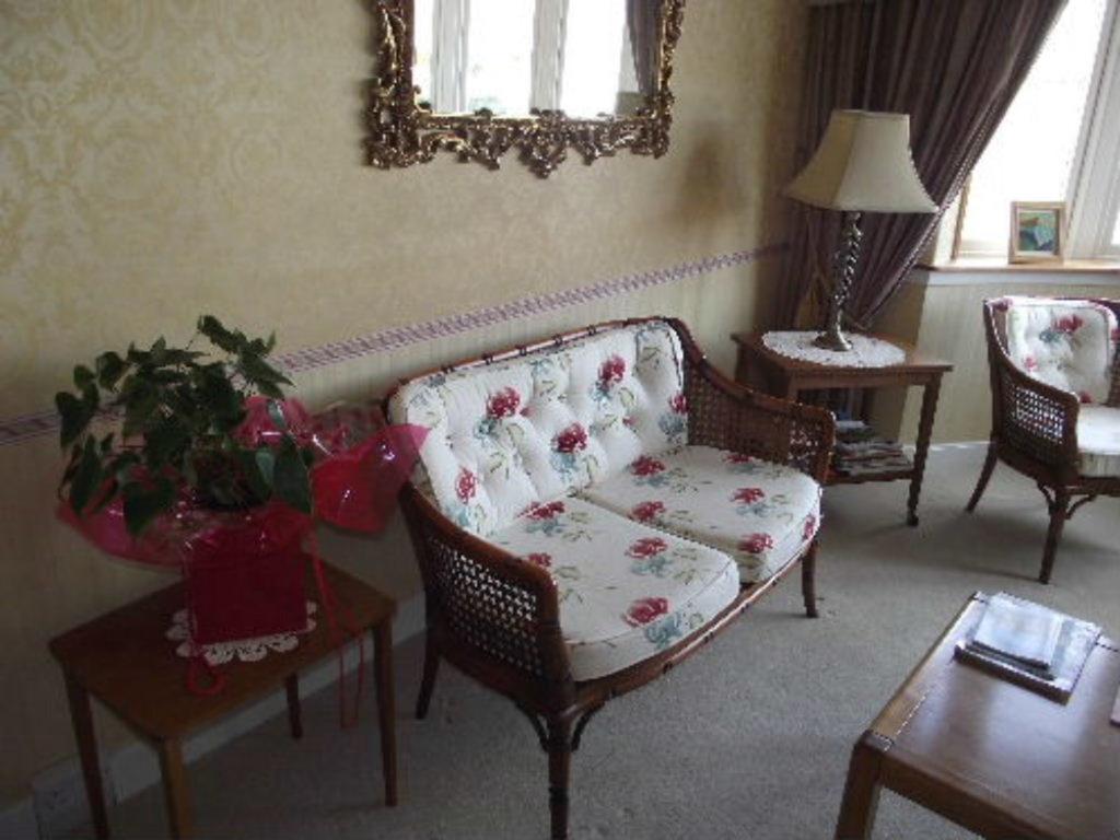 لارغس Whin Park Guest House المظهر الخارجي الصورة